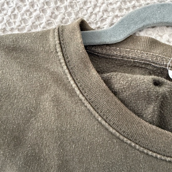 Take Me To The Mountains Sweatshirt! - Picture 2 of 4